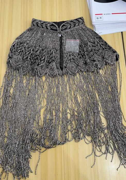 盛唐牡丹|银灰色串珠披肩-门店 商品图0