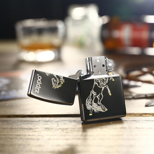 6936101550592 Zippo 【情人节限定】打火机套装金戈铁马精雕黑冰质感轻奢男友生日礼物 商品图2