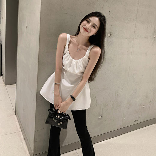 西遇方领衬衣女春夏新款白色纯欲露肩镂空收腰设计无袖上衣SS150311 商品图4