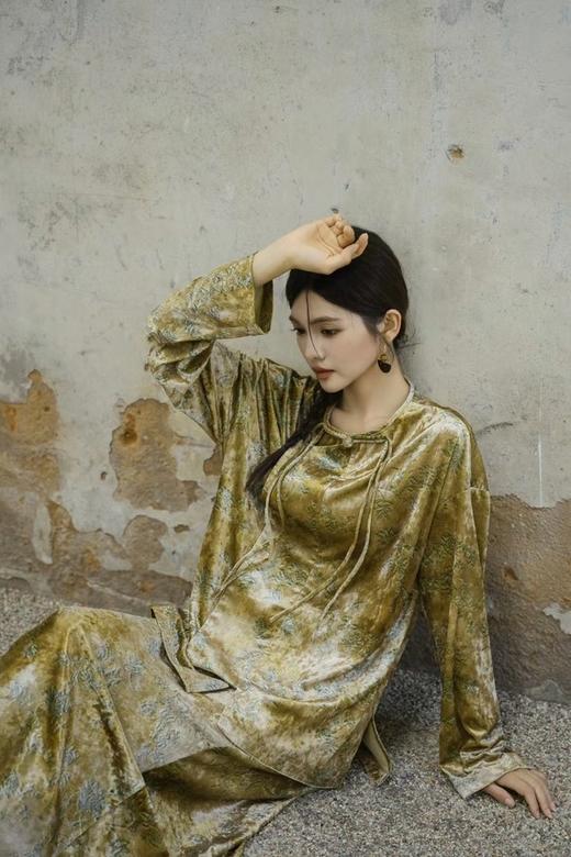 Le Malene 新中式印花丝绒盘扣上衣半裙套装 19685 商品图3