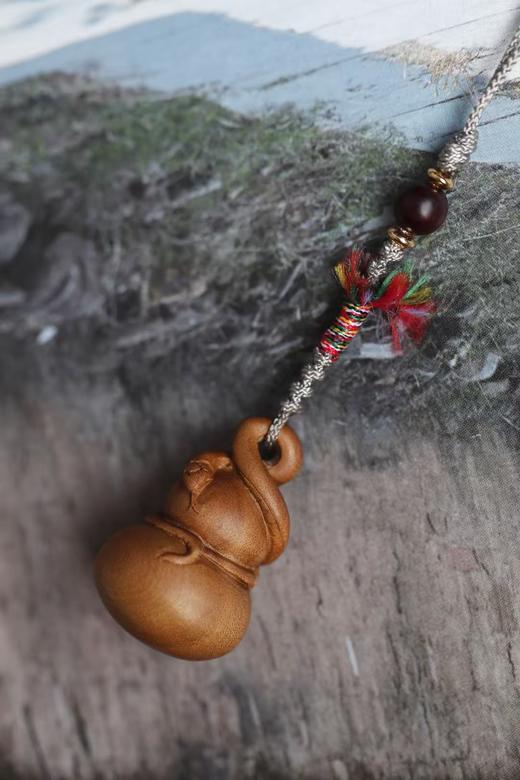 金蛇送福°老山檀香钥匙扣挂件 商品图1