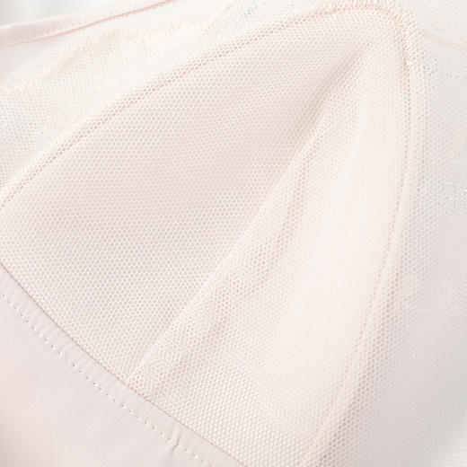 2F【Fandecie芬狄诗】色丁系列杏色刺绣V领女士性感带杯家居裙 商品图4