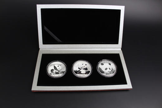 熊猫银币三枚套装2016-2018 商品图1