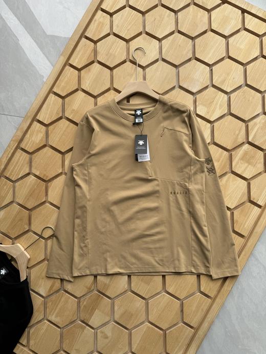 点此购买 迪桑特春秋季DUALIS都市通勤男士长袖T恤打底衫 LL 312141 商品图2