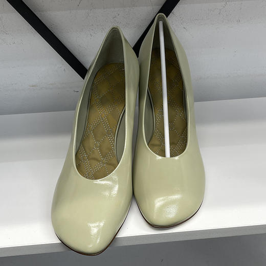 BUR*E**Y/巴*莉 Baby Pump 女士真皮杏仁头高跟鞋 商品图0