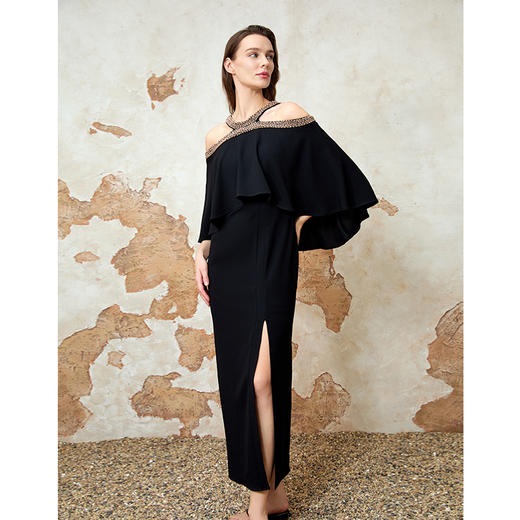 EITIE爱特爱2025夏季新款优雅法式精致露肩黑色礼服连衣裙8277901 商品图3