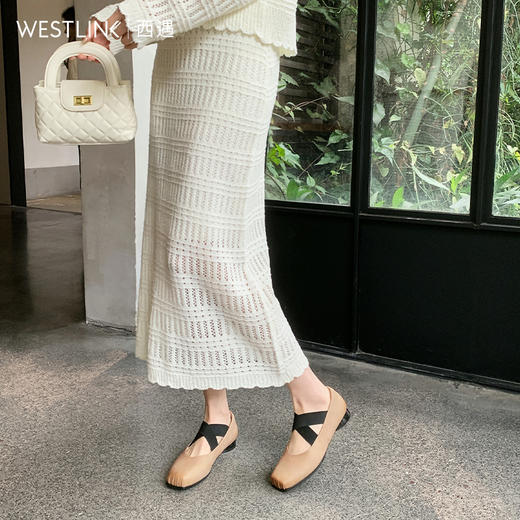 西遇平底芭蕾鞋女新款春夏复古配裙子新中式玛丽珍鞋低跟单鞋V0556509 商品图3