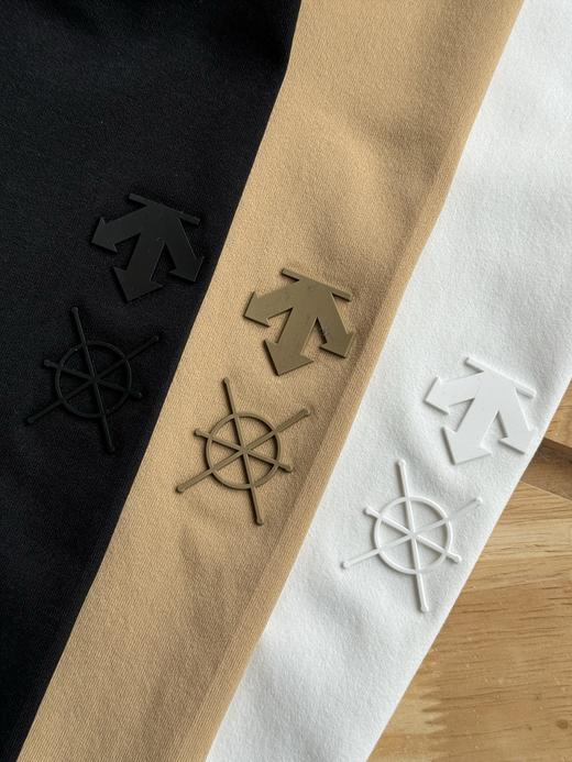 点此购买 迪桑特春秋季DUALIS都市通勤男士长袖T恤打底衫 LL 312141 商品图11