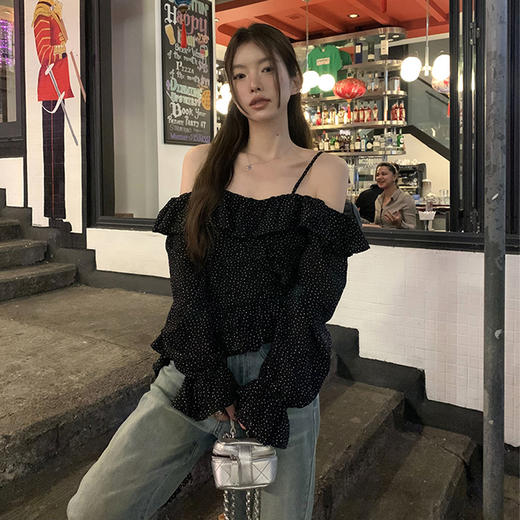 西遇法式波点衬衫女春夏新款凉感长袖荷叶边吊带一字肩上衣SS150308 商品图3