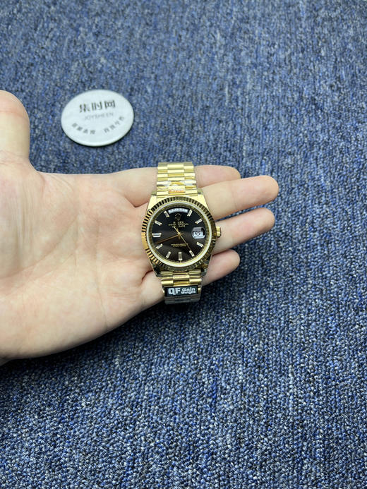 QF配重版 重量180克+ 劳力士星期日历型系列 日志40mm 黑冰糖DD
款式：男士腕表 商品图8