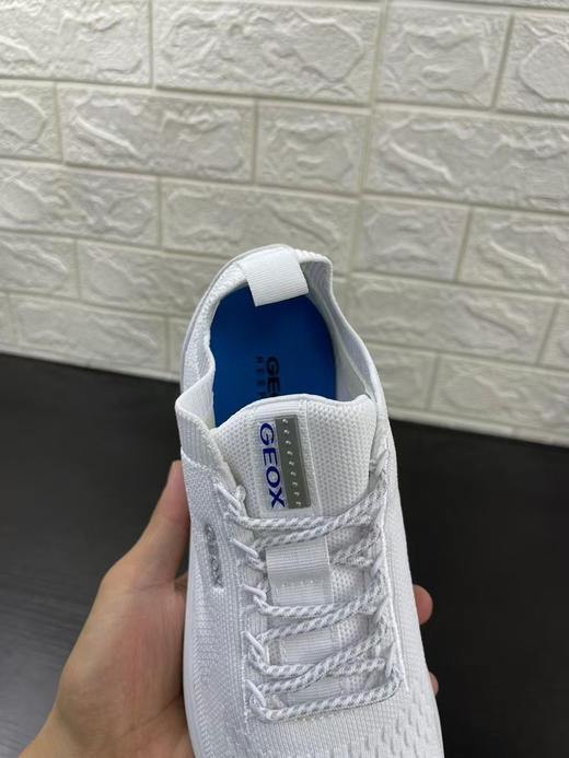 正品 GEOX/健乐士休闲运动鞋 超轻缓震透气网眼跑步鞋 上脚舒适 码数：37码，特价无质量问题不退换 商品图4