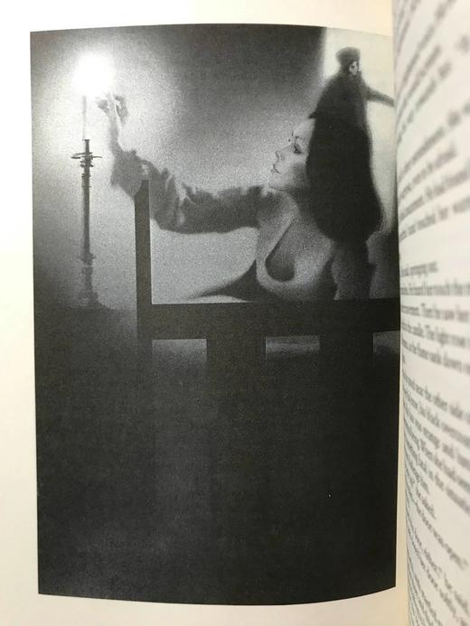 限量版！D.H.劳伦斯《恋爱中的女人》 配多幅精美插图 豪华皮装18开 商品图9