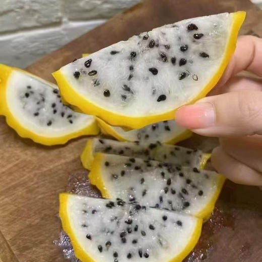 进口特级麒麟果 燕窝果 1箱5-6个 细腻水润，清冽爽口 商品图1