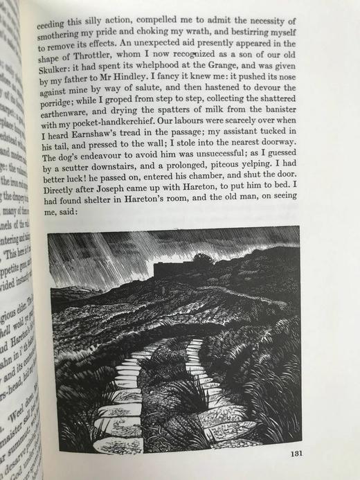 艾米莉·勃朗特《呼啸山庄》 配多幅木版画插图 精装18开带书匣 商品图11