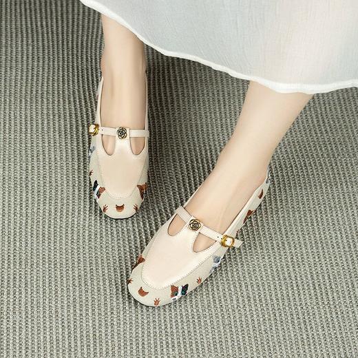 【预售5天】牛皮玛丽珍鞋女春季新款复古风T型带山茶花低跟单鞋YX&A1619 商品图2