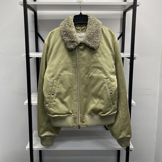 BUR*E**Y/巴*莉 男士休闲棉质全拉链毛羊皮翻领飞行员保暖夹克 商品图0
