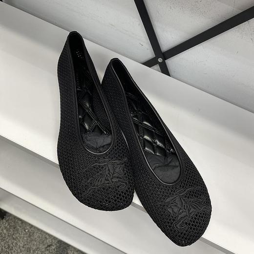 BUR*E**Y/巴*莉 女士纯色刺绣图网面透气平底浅口单鞋 商品图0