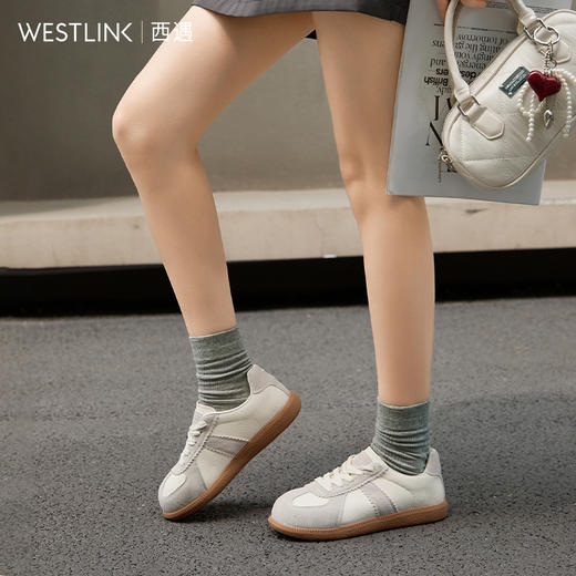 西遇德训鞋女新款春夏复古丑萌大头轻便休闲鞋黄色平底板鞋V0556441 商品图2