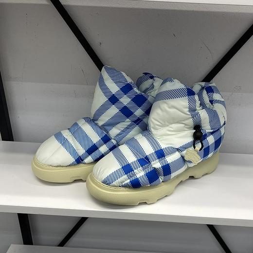 BUR*E**Y/巴*莉 Check Pillow 男士时尚潮流条纹格保暖防滑短靴 商品图0