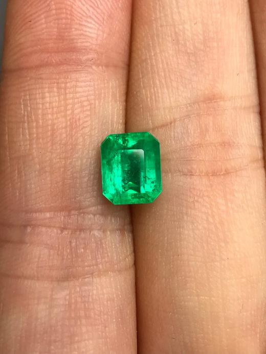 1.95ct刻面祖母绿裸石 商品图2
