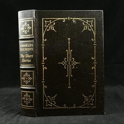 狄更斯短篇故事集 配多幅精美彩色插图 豪华皮装18开 商品图0