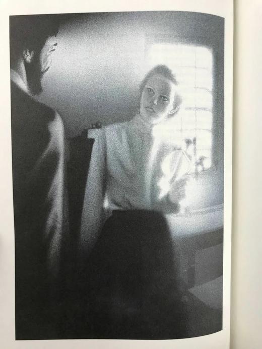 限量版！D.H.劳伦斯《恋爱中的女人》 配多幅精美插图 豪华皮装18开 商品图6