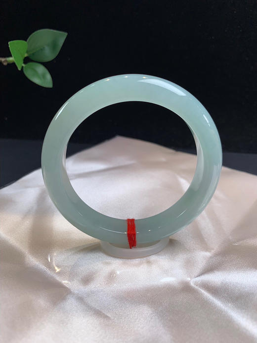 612461，59 天空蓝正圈手镯，整体油油的，干净清新 商品图2