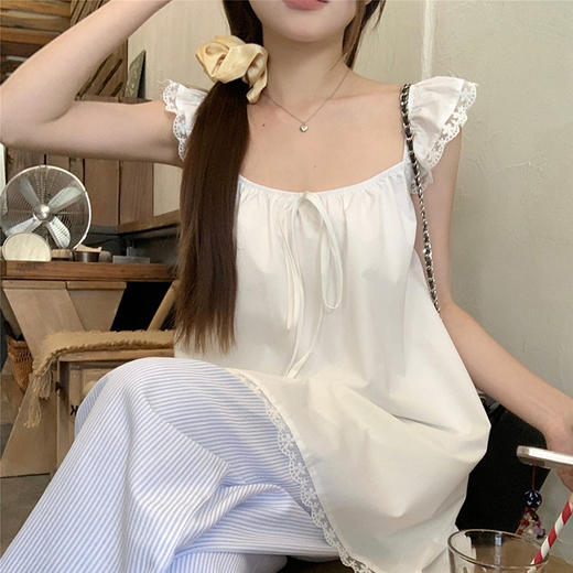 西遇叠穿衬衫连衣裙女2025年春夏新款系带罩衫白色蕾丝花边吊带裙SS150280 商品图3