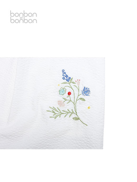 泡泡肌理绣花连衣裙 商品图4