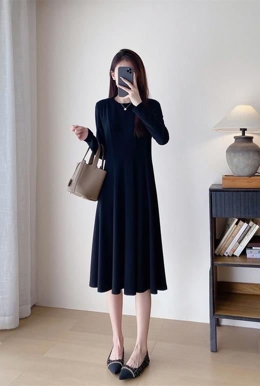 春秋新品垂顺高比例显瘦简洁小黑裙连衣裙 商品图8