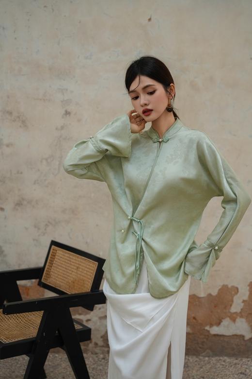 Le Malene 清爽新中式暗纹盘扣醋酸衬衣 19662 商品图2