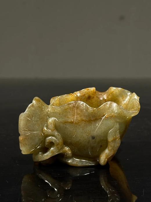 青黄玉荷叶形笔洗与白玉山水纹笔搁，顺丰包邮 商品图3