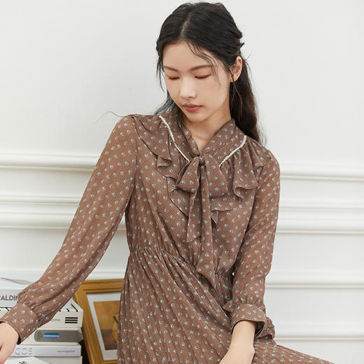 Famecoco荷叶领碎花温柔长袖高腰过膝连衣裙F225FA012 商品图1