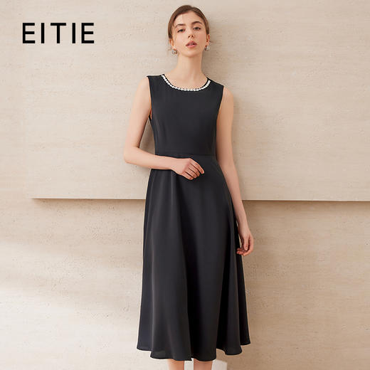 EITIE爱特爱轻礼服钉珠圆领无袖收腰大裙摆黑色连衣裙2025夏新款B2507618 商品图0
