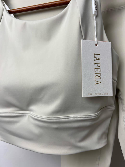 【团购】返场啦 可儿自留栗子咖色 又留了一套象牙白  好好看 更加塑型的 LAPERLA  瑜伽健身背心式 跑步套装 商品图7