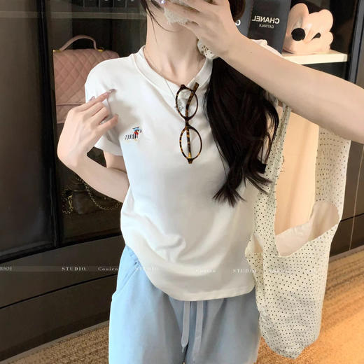 【79元/2件】设计感凉感棉短袖T恤 夏季女2025新款韩版爱心刺绣百搭纯色圆领上衣 商品图5