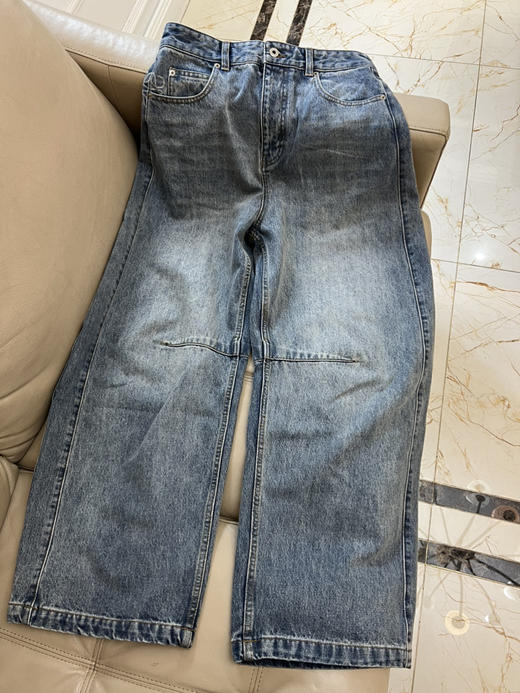 318-5 现货 lew渠道货 大幂幂 酵素水洗牛仔 略微挺阔弯刀阔腿裤 弯月镰刀牛仔裤 深色/浅色 商品图13