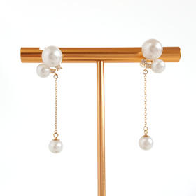 【天然正品】AU750黄金镶钻镶天然近完美约5.1-7.5MM Akoya海水珍珠流苏耳坠女士现售价：1380特价！110325NJM32