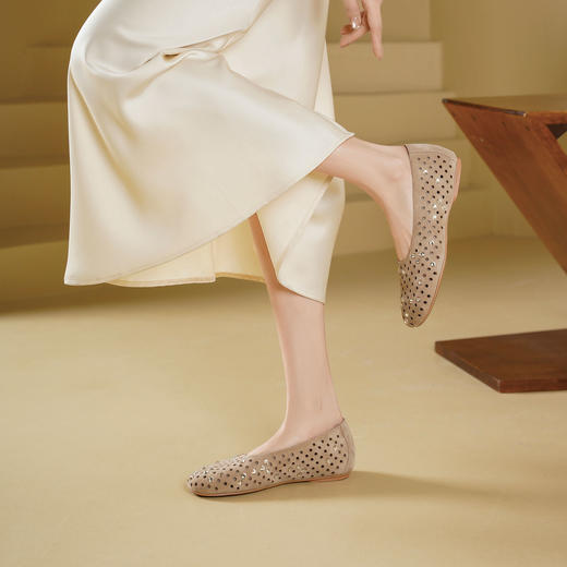 Westory2025年春季圆头镂空平底奶奶鞋休闲冲孔浅口单鞋W25AH59041 商品图6