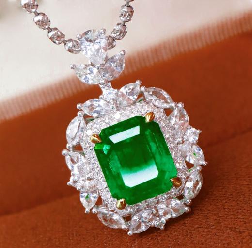 2.51ct刻面祖母绿吊坠 商品图1