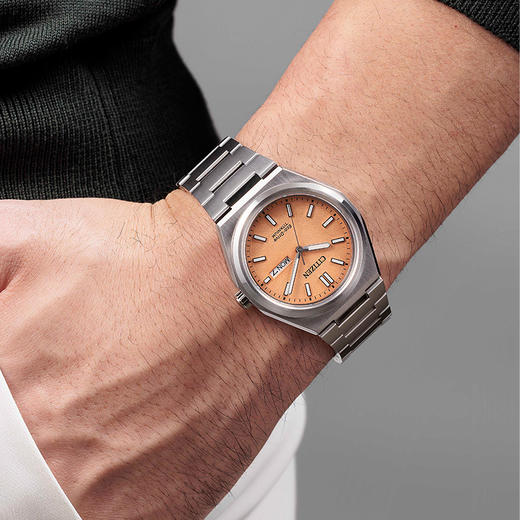 西铁城/CITIZEN光动能舒博™钛复古简约时尚男表AW0130-85Z 商品图1