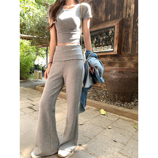 <曾小咸推荐>4.2现货秒杀 ！微信超特价！3色韩系撞色腰头翻边微喇裤 日常159.99 立减90 秒杀69.99！！ 商品图1