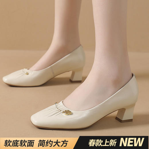 丁摩 春季真皮新淑女风方头中跟粗跟金属褶皱浅口43大码舒适单鞋女5ZF-3173 商品图2