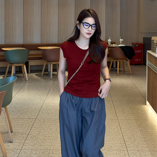 京东顺丰发货系列！【杉夏 水面膜 蚕丝无袖 打底短袖 ZM813】设计小众款 莱赛尔+桑蚕丝 空气感裸肌面料 四季百搭 商品图2