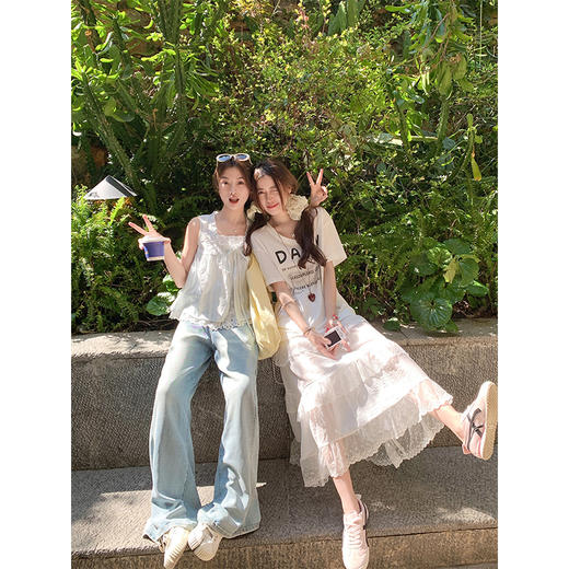 【99元任选2件】现货秒杀！卖完不补 ！微信打折价！V领字母印花短袖T 商品图4