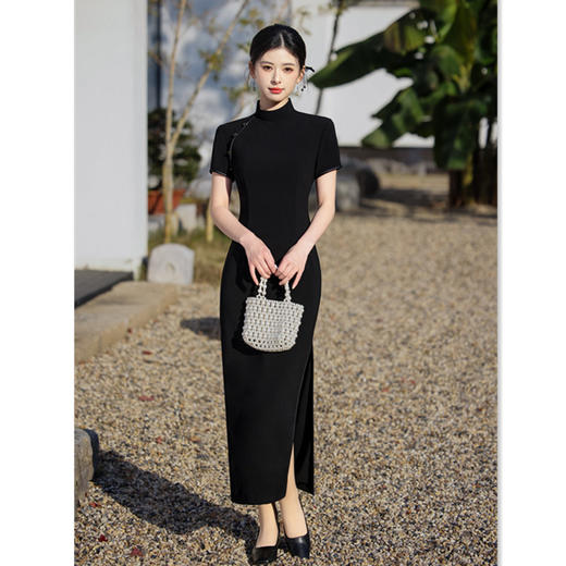 GX纯黑色改良新中式长款短袖旗袍2025春夏新款时尚大气日常可穿旗袍 商品图3
