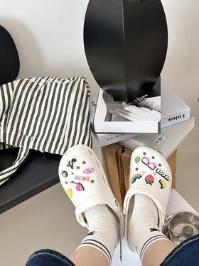 Crocs卡骆驰明星拖鞋洞洞鞋（HY）