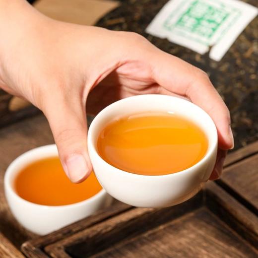 2012年云南古树冰岛甜普洱生茶饼357g 商品图2