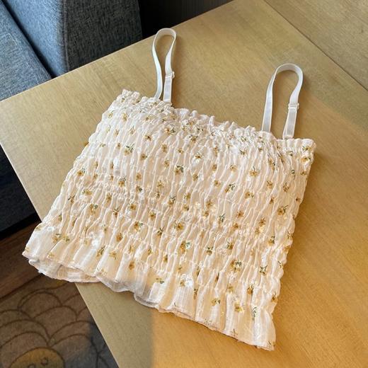 【纯欲甜美❗清新碎花吊带】设计感褶皱碎花，自带胸垫，肩带可调节，褶皱裹胸外穿辣妹美背抹胸吊带背心QQ 商品图5