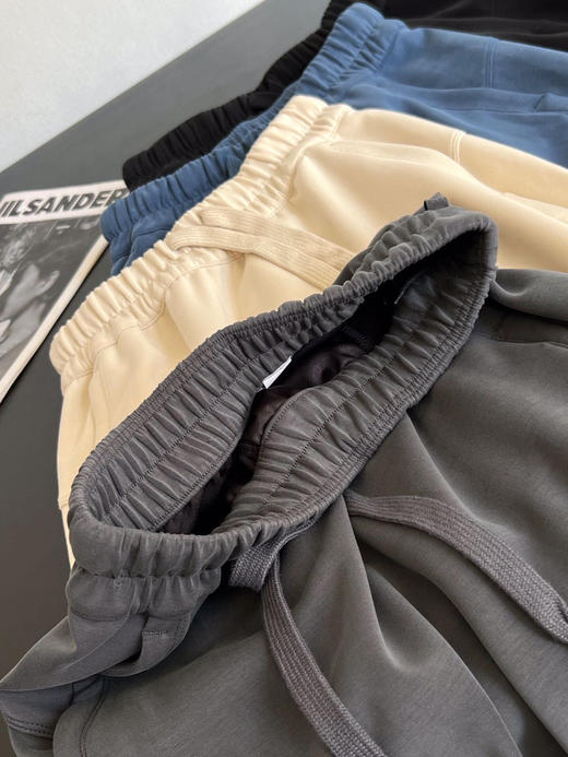 贸易公司越产订单！纯原！【lu家Softstreme™️Bound to Bliss空气层半身裙】侧开叉设计，丝滑有型巨显瘦！手感巨舒服❗Q弹细腻又极其垂坠！✅抽绳松紧腰头，贴合腰腹不勒肉不卷边 商品图11